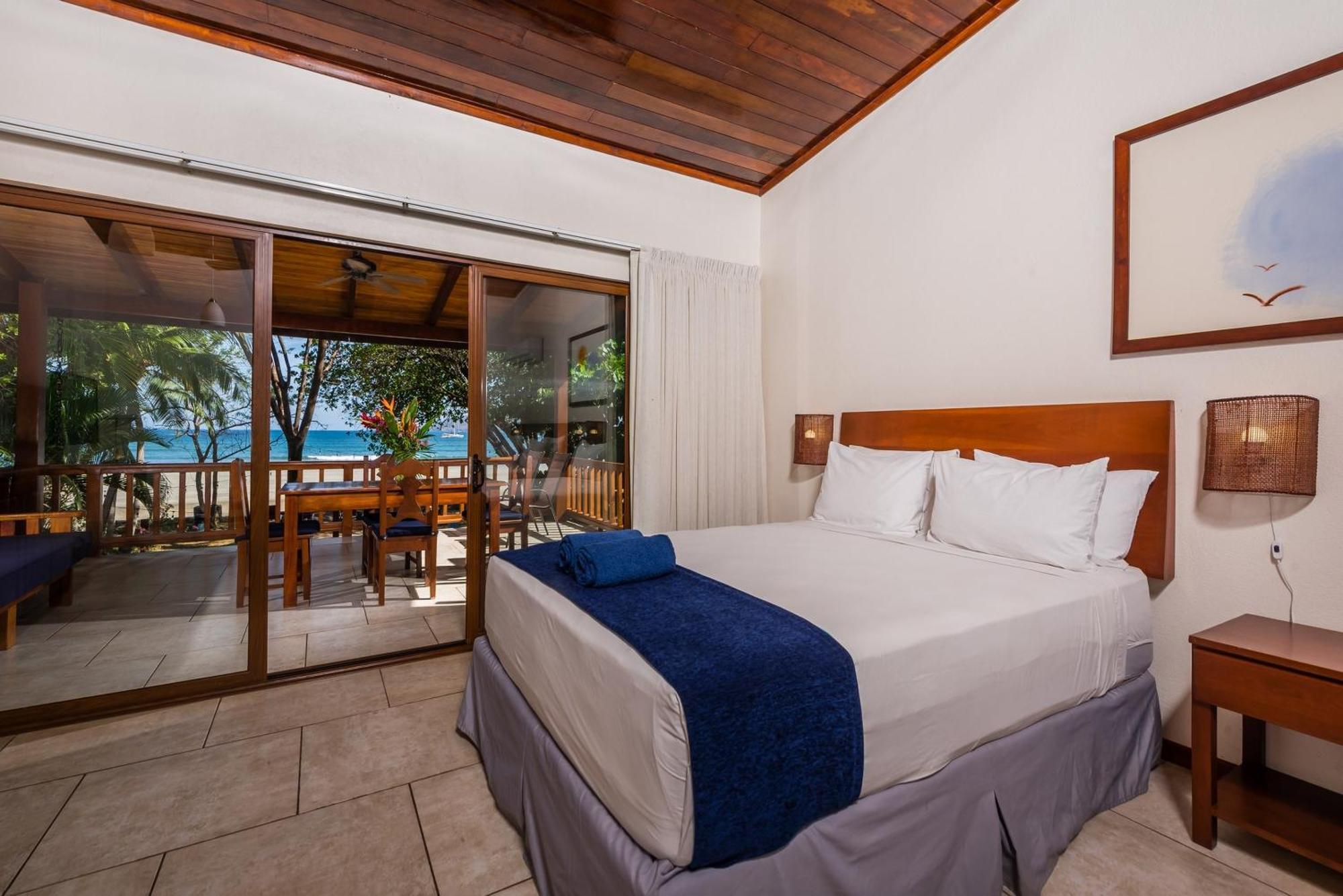 The Coast Beachfront Hotel Tamarindo Exteriör bild