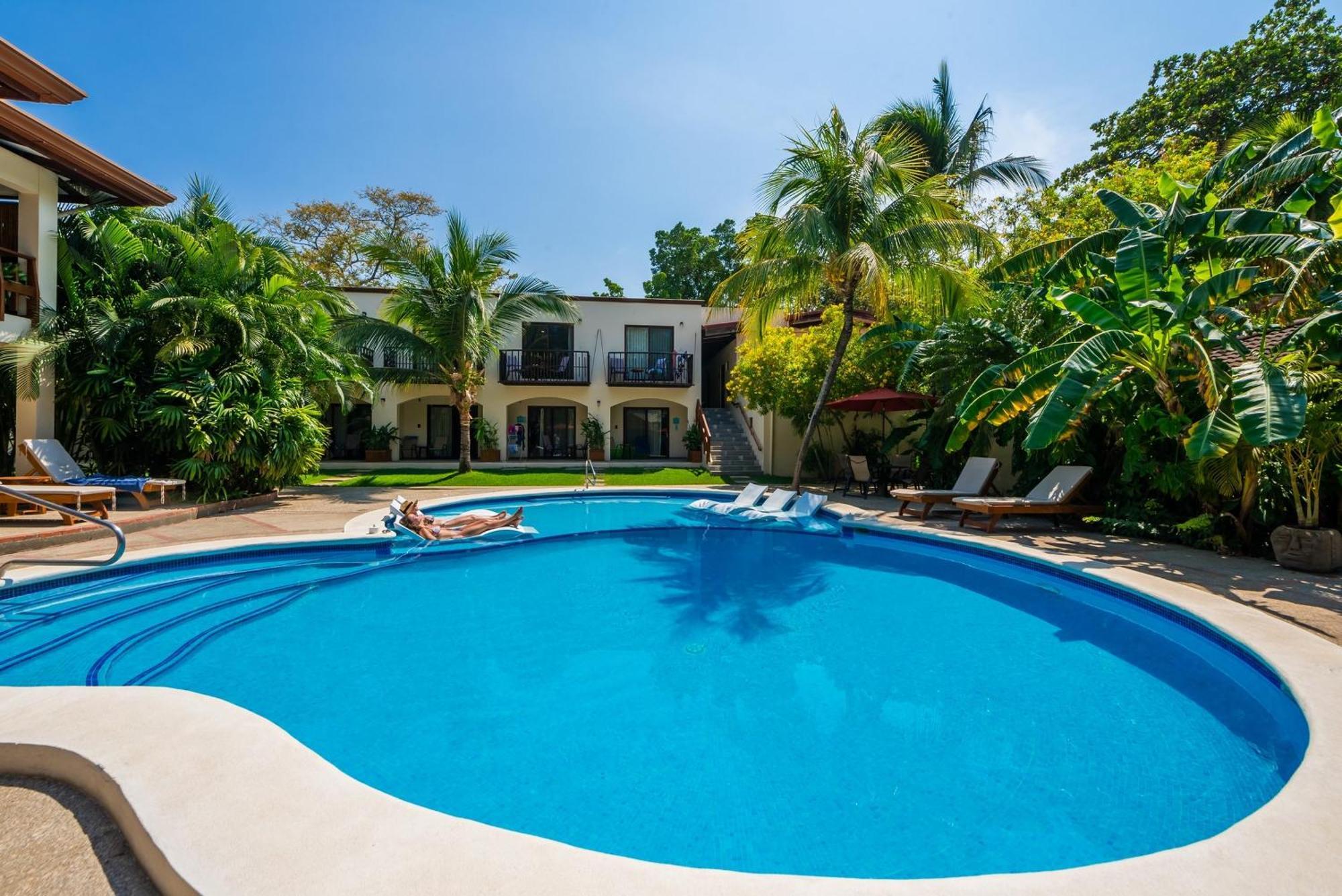The Coast Beachfront Hotel Tamarindo Exteriör bild