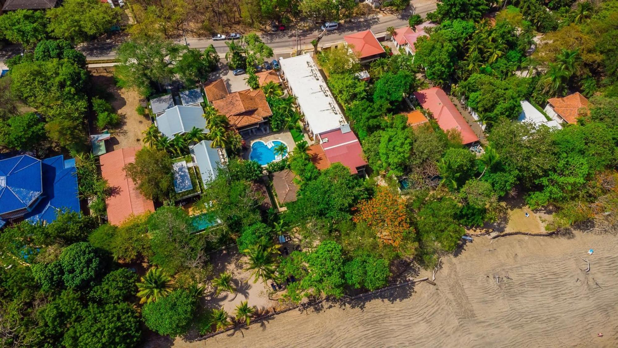 The Coast Beachfront Hotel Tamarindo Exteriör bild