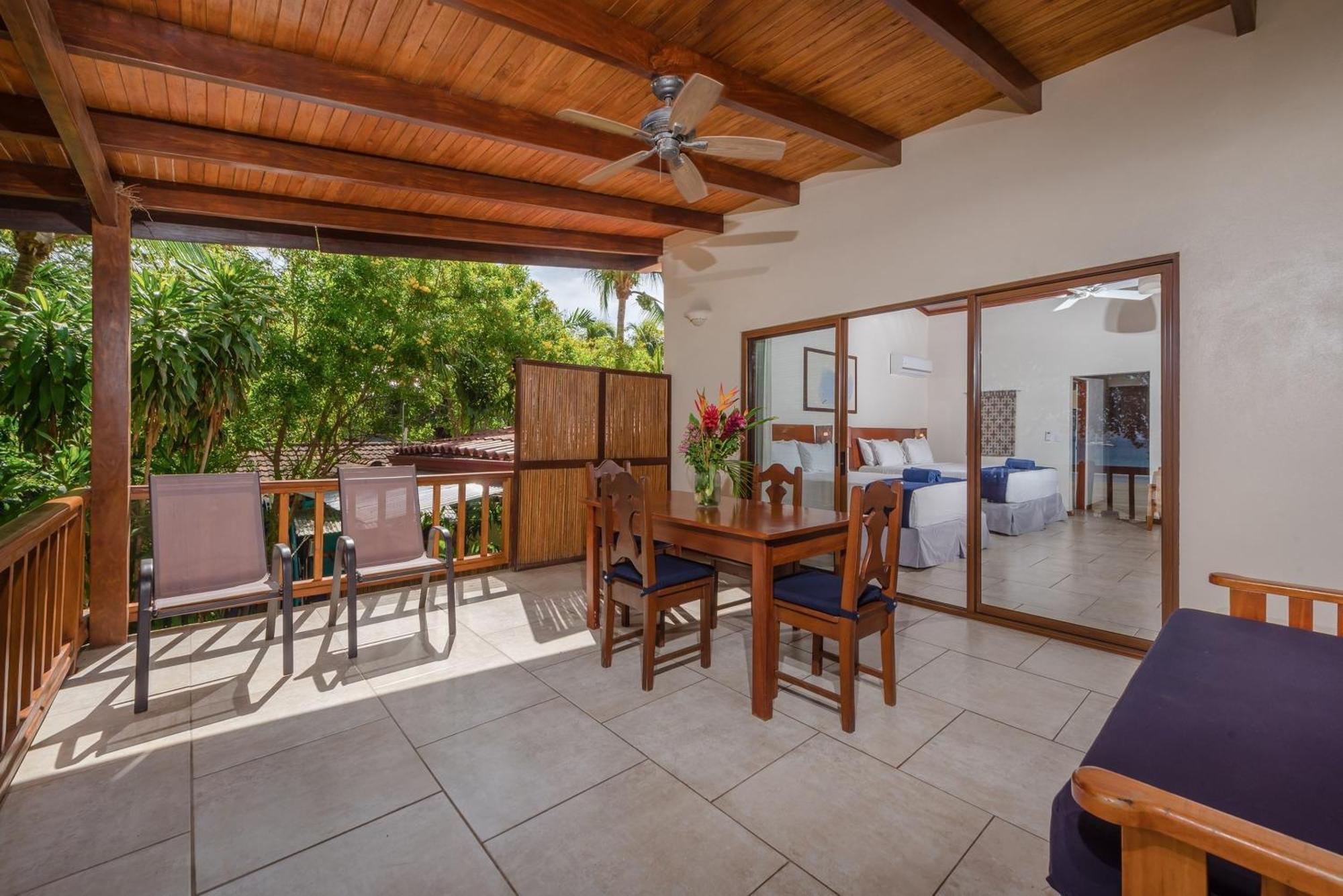 The Coast Beachfront Hotel Tamarindo Rum bild