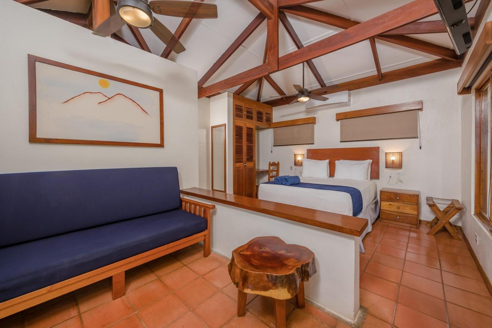 The Coast Beachfront Hotel Tamarindo Rum bild