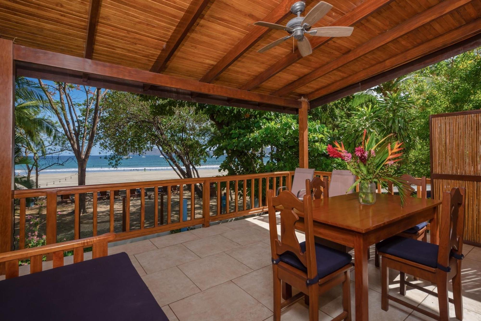 The Coast Beachfront Hotel Tamarindo Rum bild
